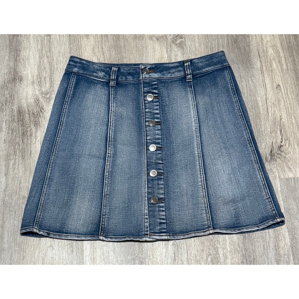 Women's button up denim skirt‎ medium